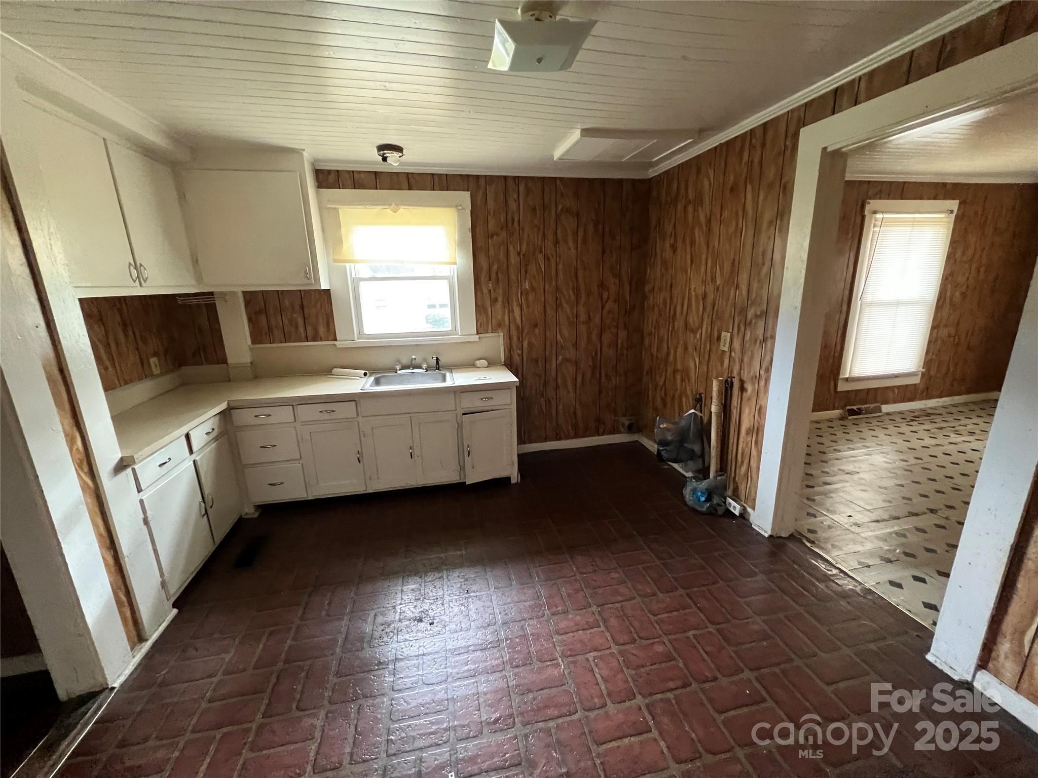 1220 Wood Street Albemarle NC 28001