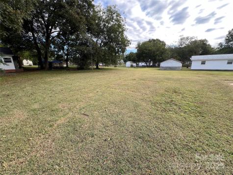 1220 Wood Street Albemarle NC 28001