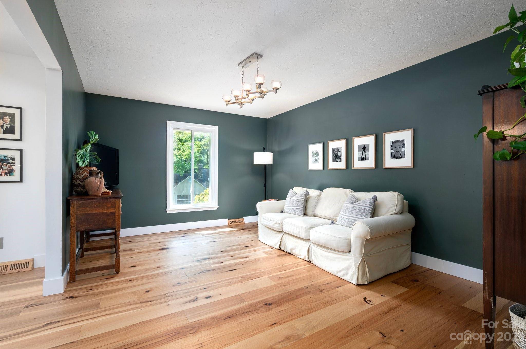 16 Ballantree Drive Asheville NC 28803