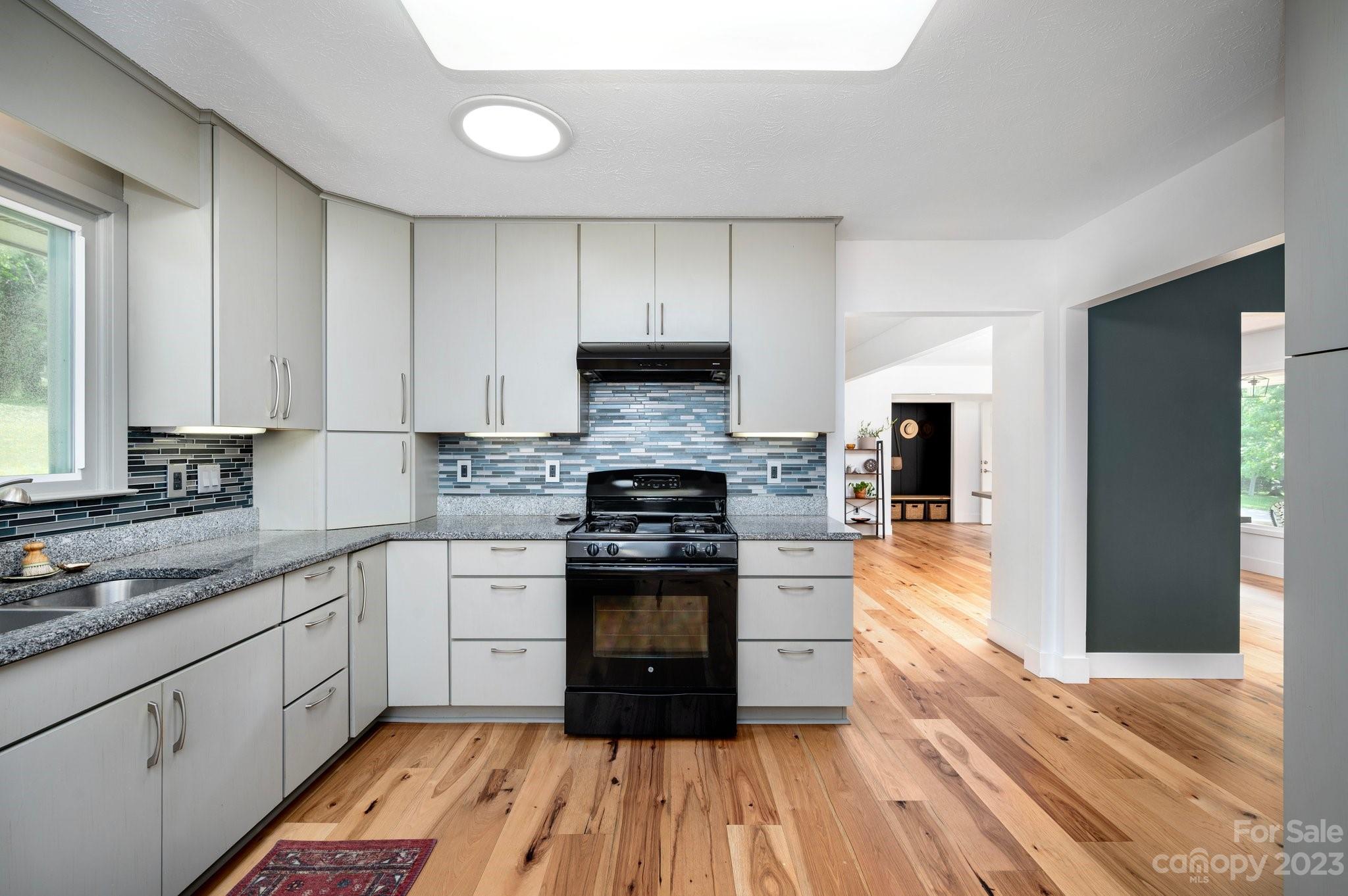 16 Ballantree Drive Asheville NC 28803