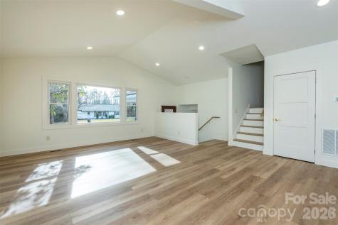 524 Pineland Road Hendersonville NC 28792