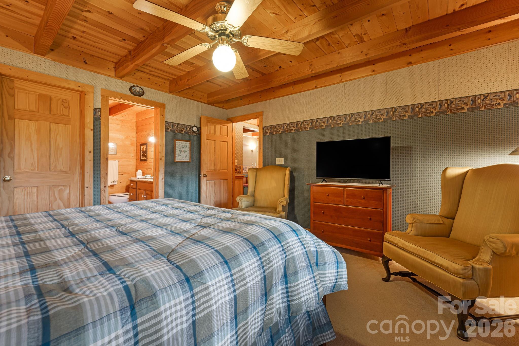 215 Goldenleaf Road Mars Hill NC 28754