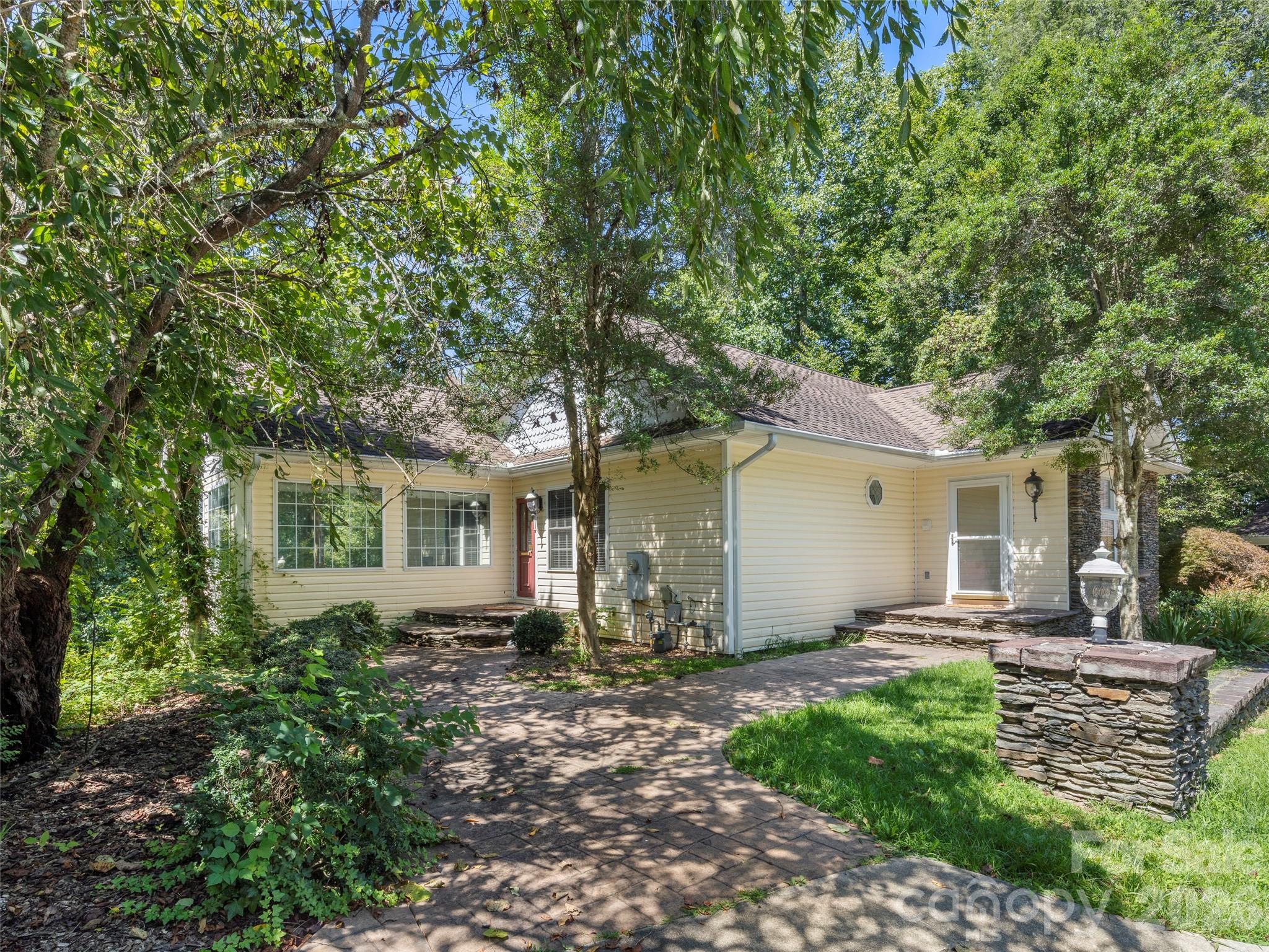 4901 Brevard Road Horse Shoe NC 28742