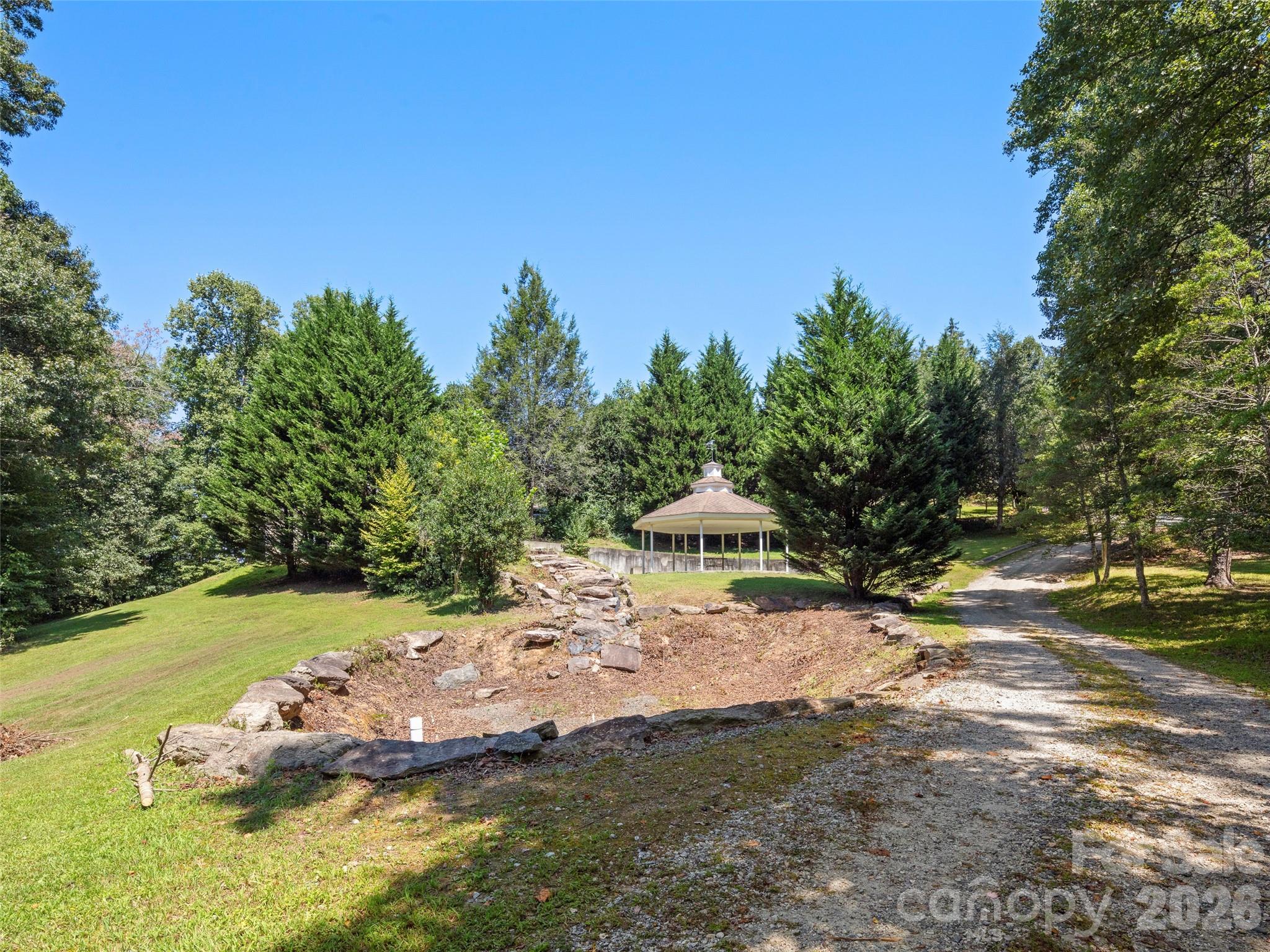 4901 Brevard Road Horse Shoe NC 28742