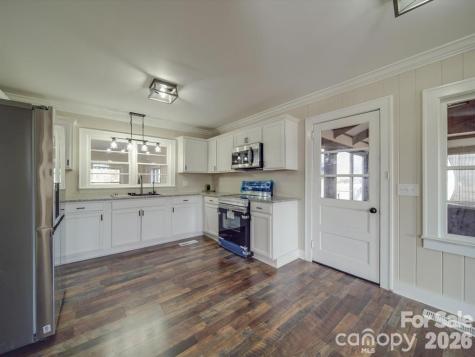2228 W Market Street Cheraw SC 29520