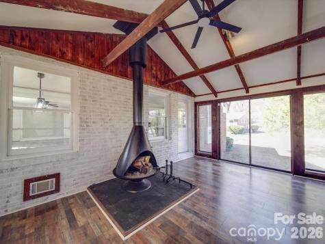 2228 W Market Street Cheraw SC 29520
