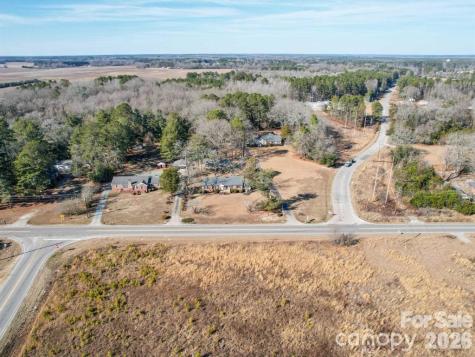 2228 W Market Street Cheraw SC 29520