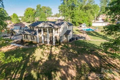 104 Bright Avenue Bessemer City NC 28016