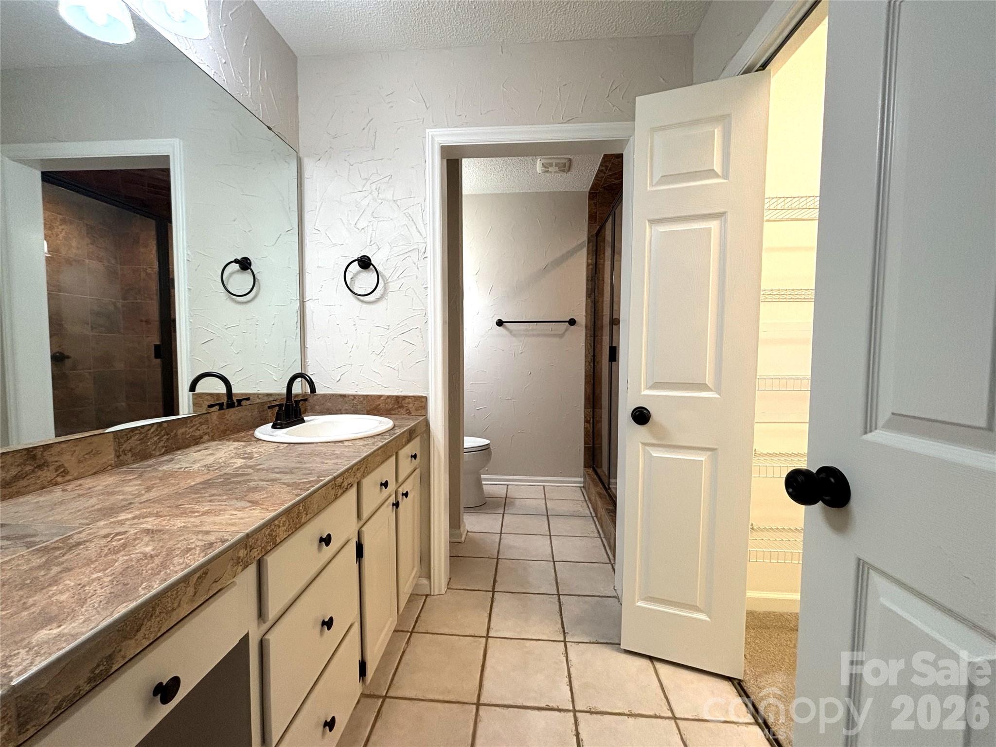 1754 12th Street NE Hickory NC 28601