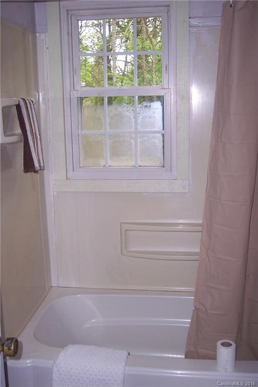 23 Artwood Lane Weaverville NC 28787