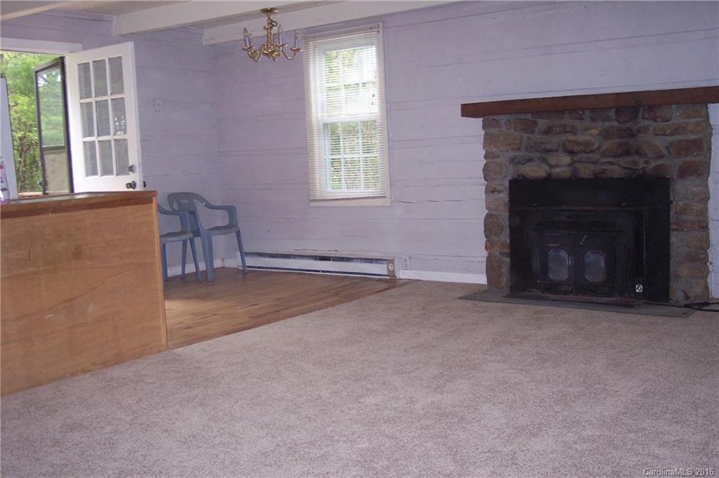 23 Artwood Lane Weaverville NC 28787