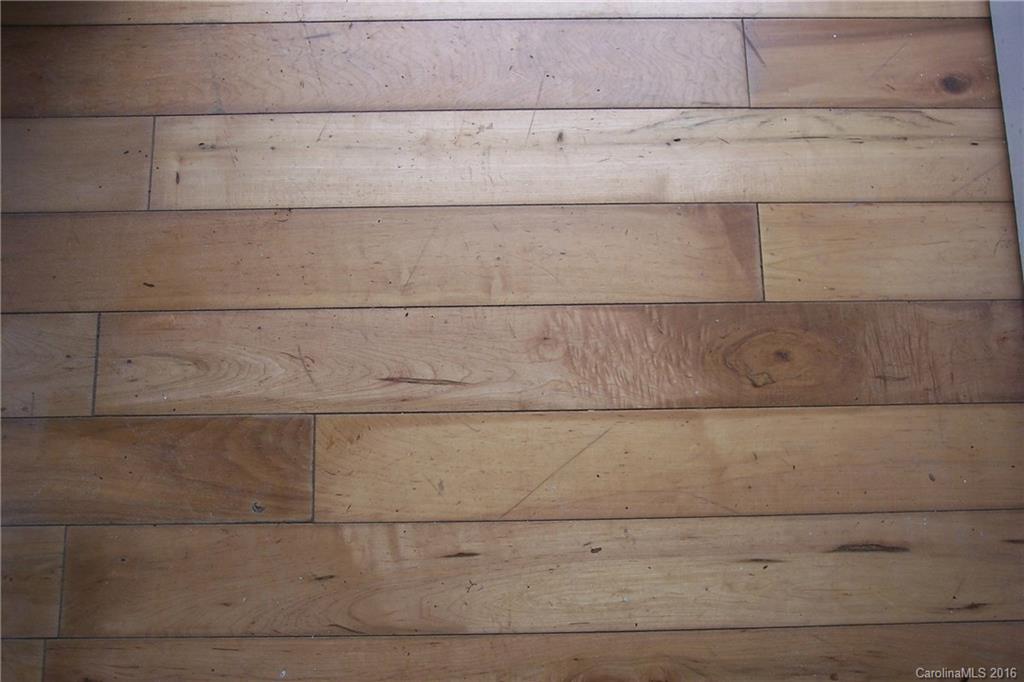 23 Artwood Lane Weaverville NC 28787