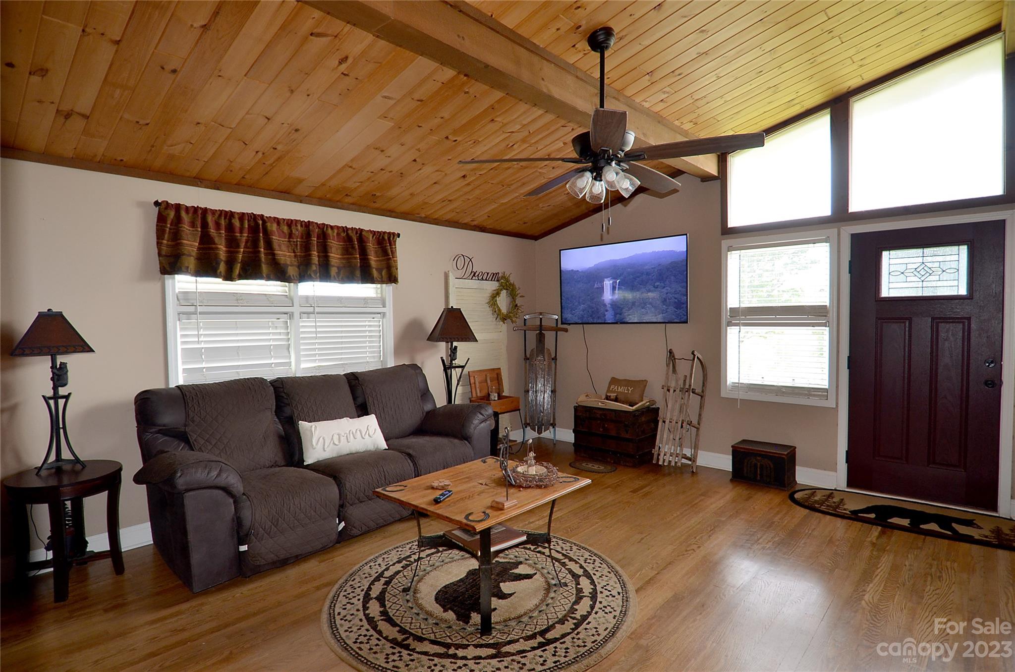 661 South Creek Road Nebo NC 28761