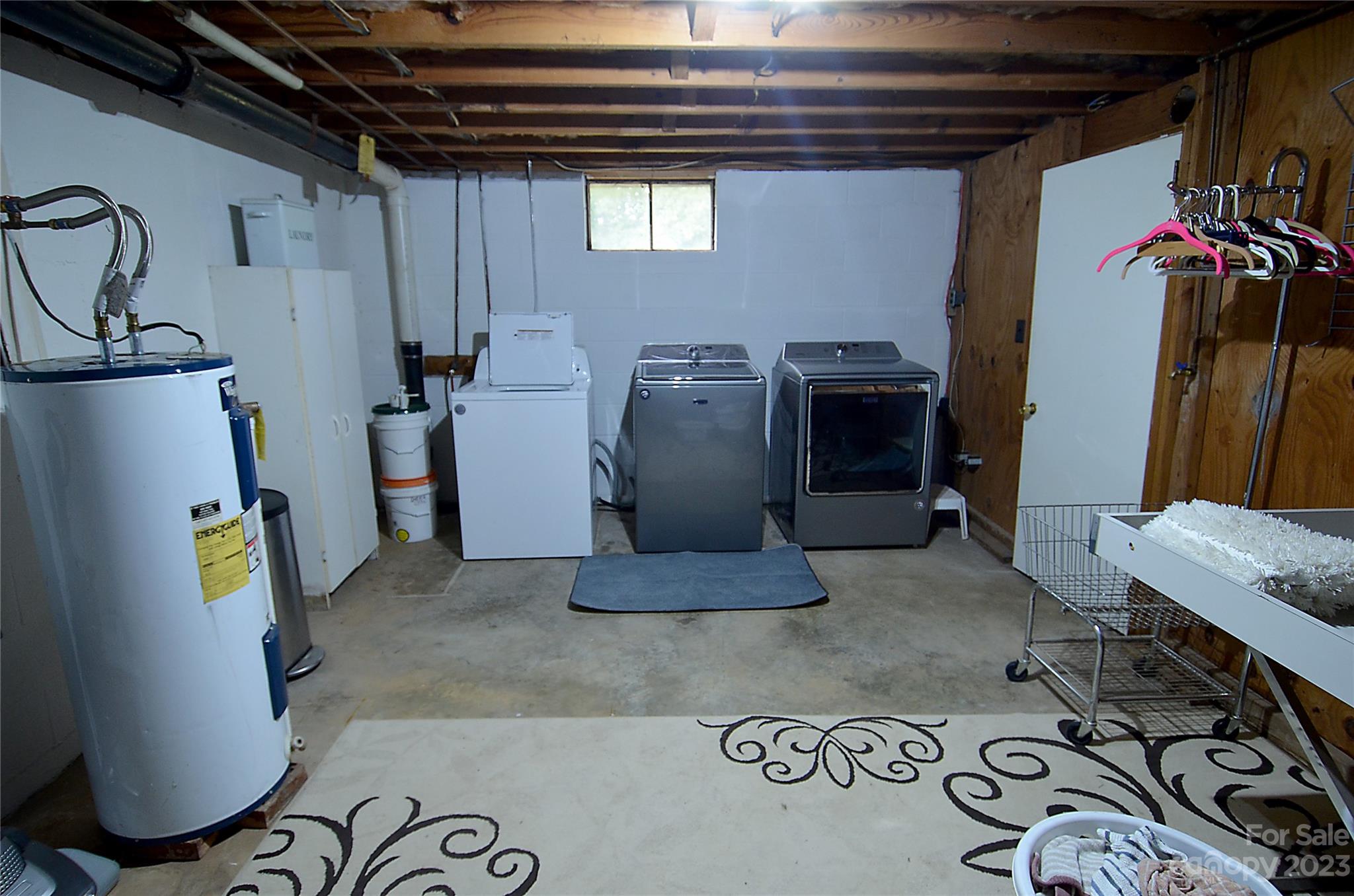 661 South Creek Road Nebo NC 28761