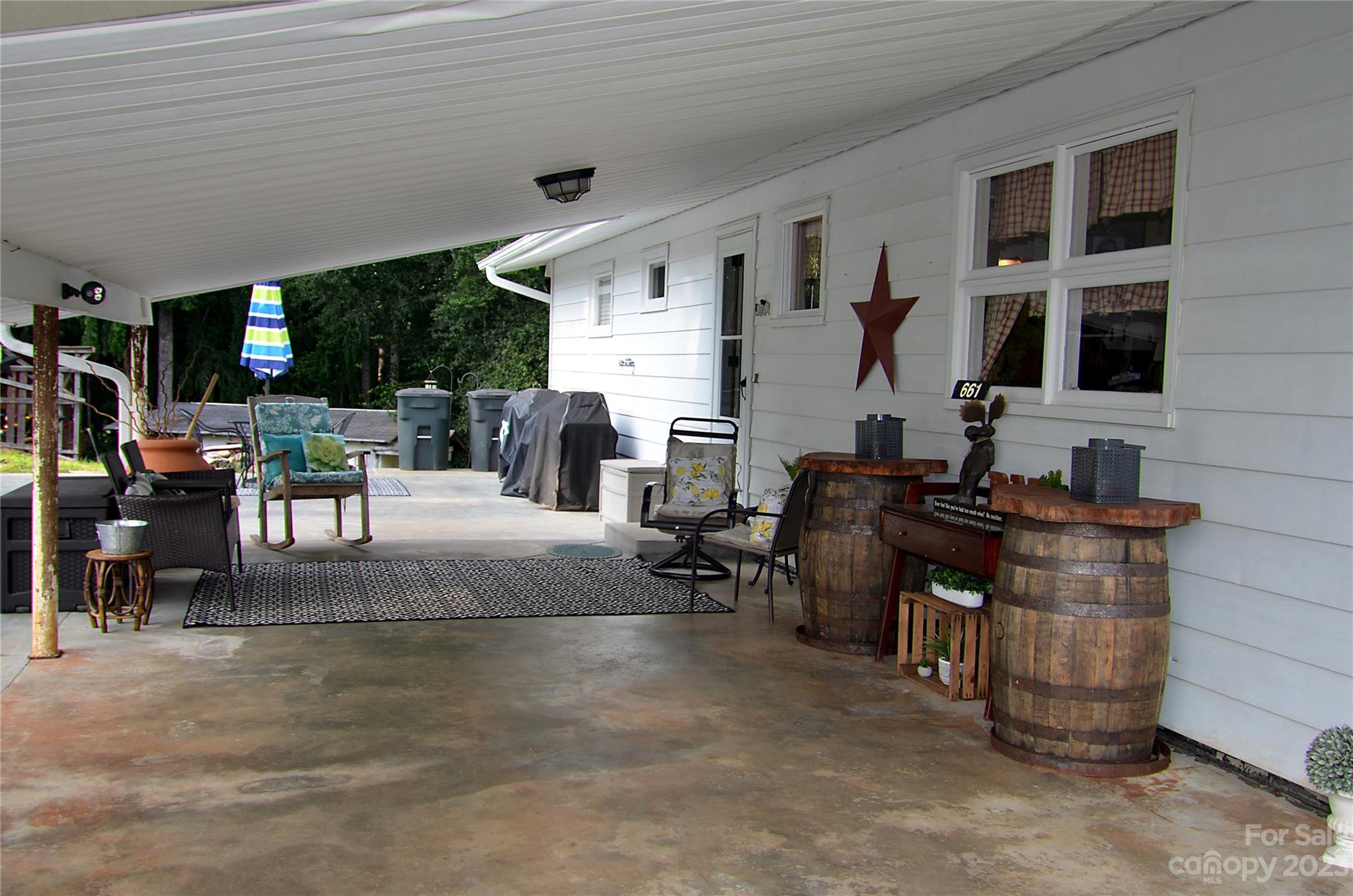 661 South Creek Road Nebo NC 28761