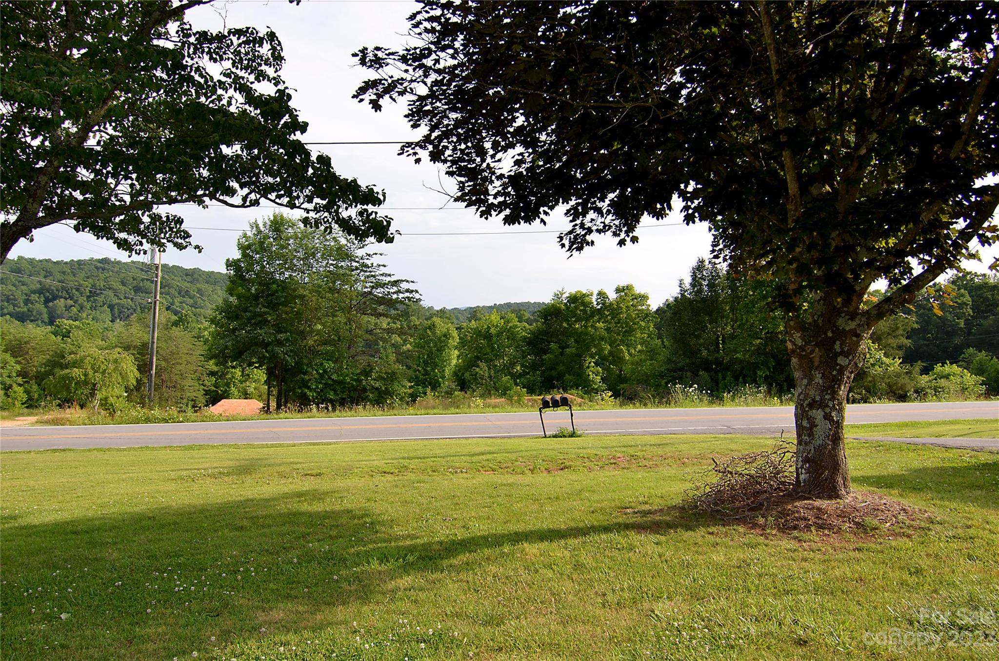 661 South Creek Road Nebo NC 28761