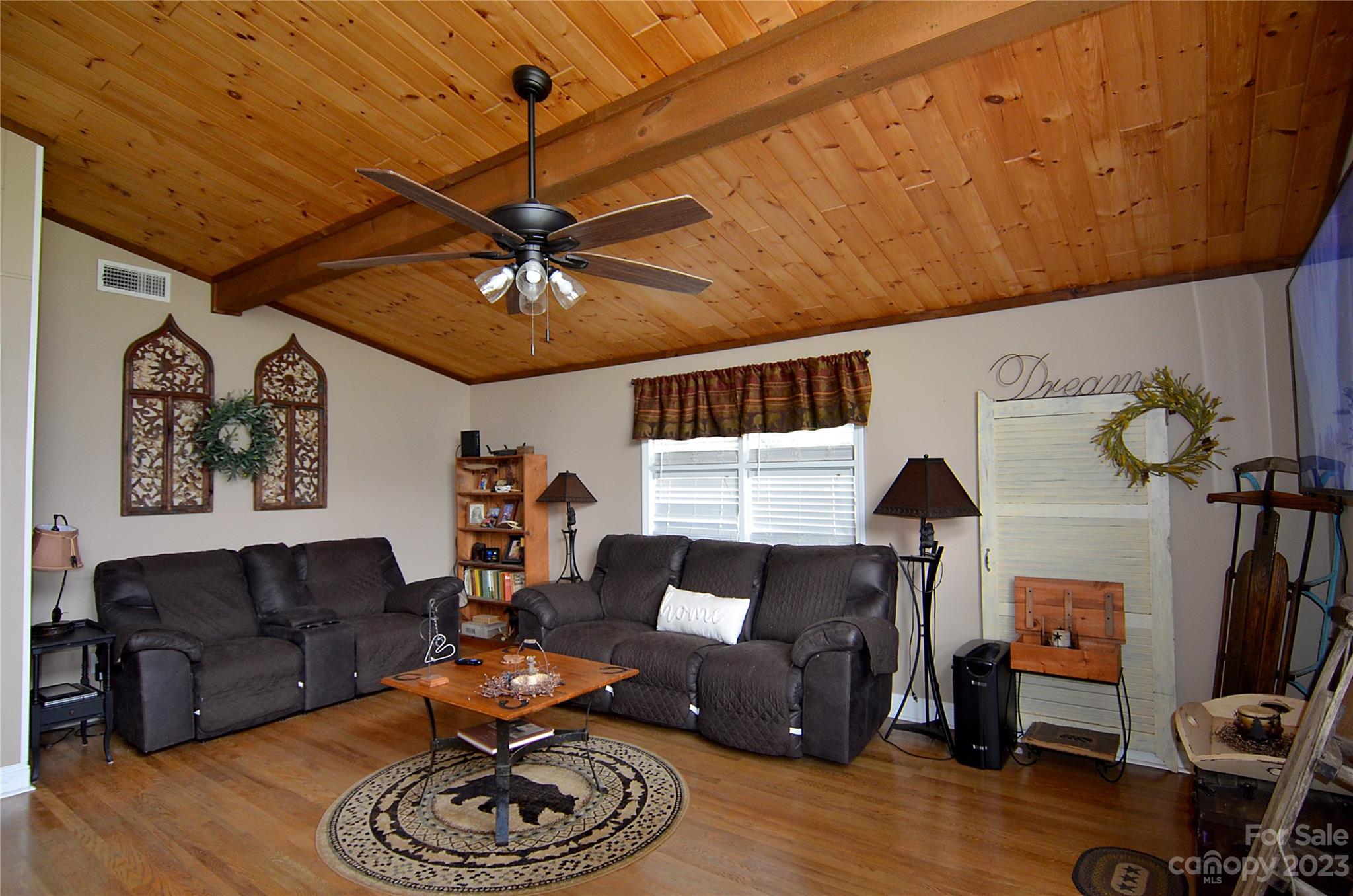 661 South Creek Road Nebo NC 28761