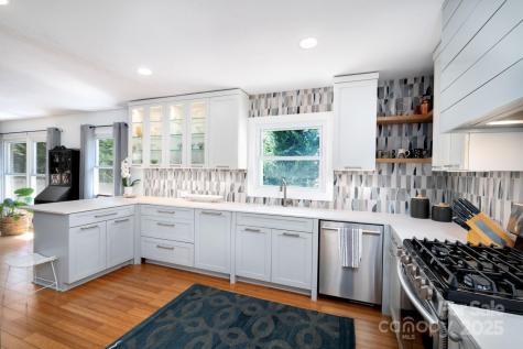 36 Brookcliff Drive Asheville NC 28804