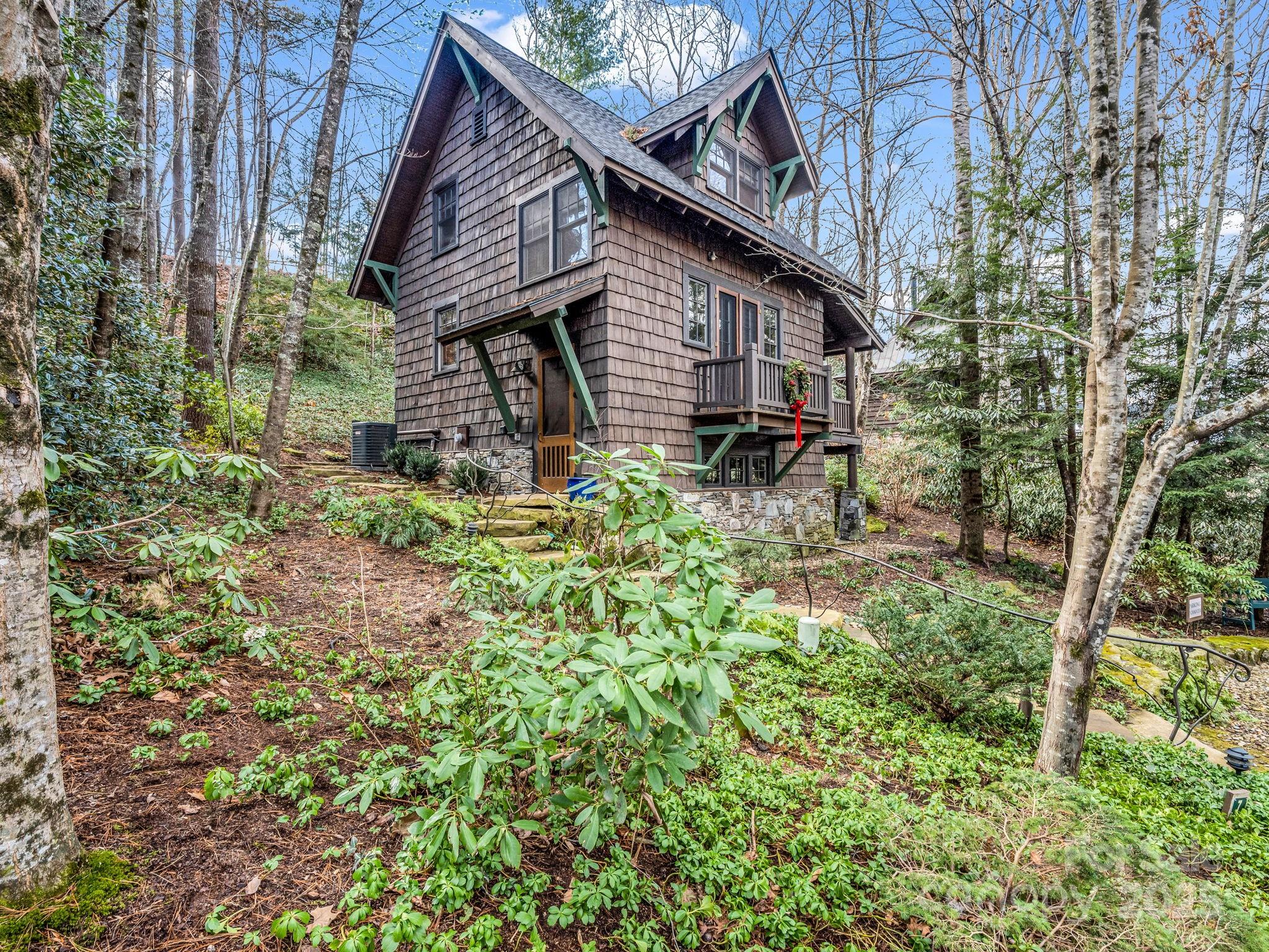 7 Chaucer Road Black Mountain NC 28711