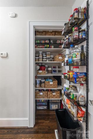 11 Colonial Place Asheville NC 28804