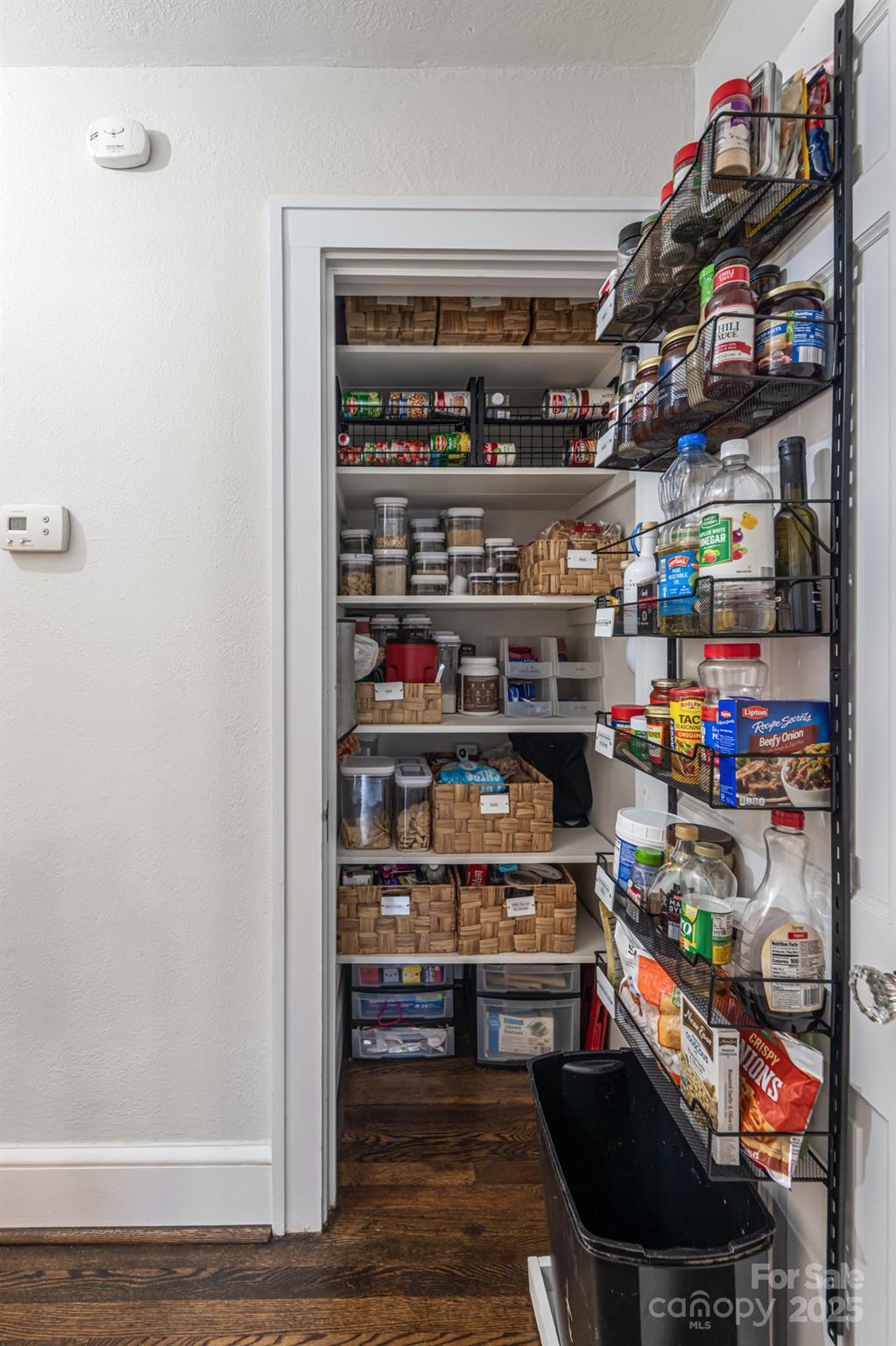 11 Colonial Place Asheville NC 28804