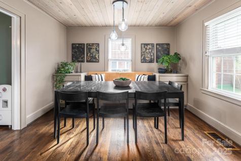 11 Colonial Place Asheville NC 28804