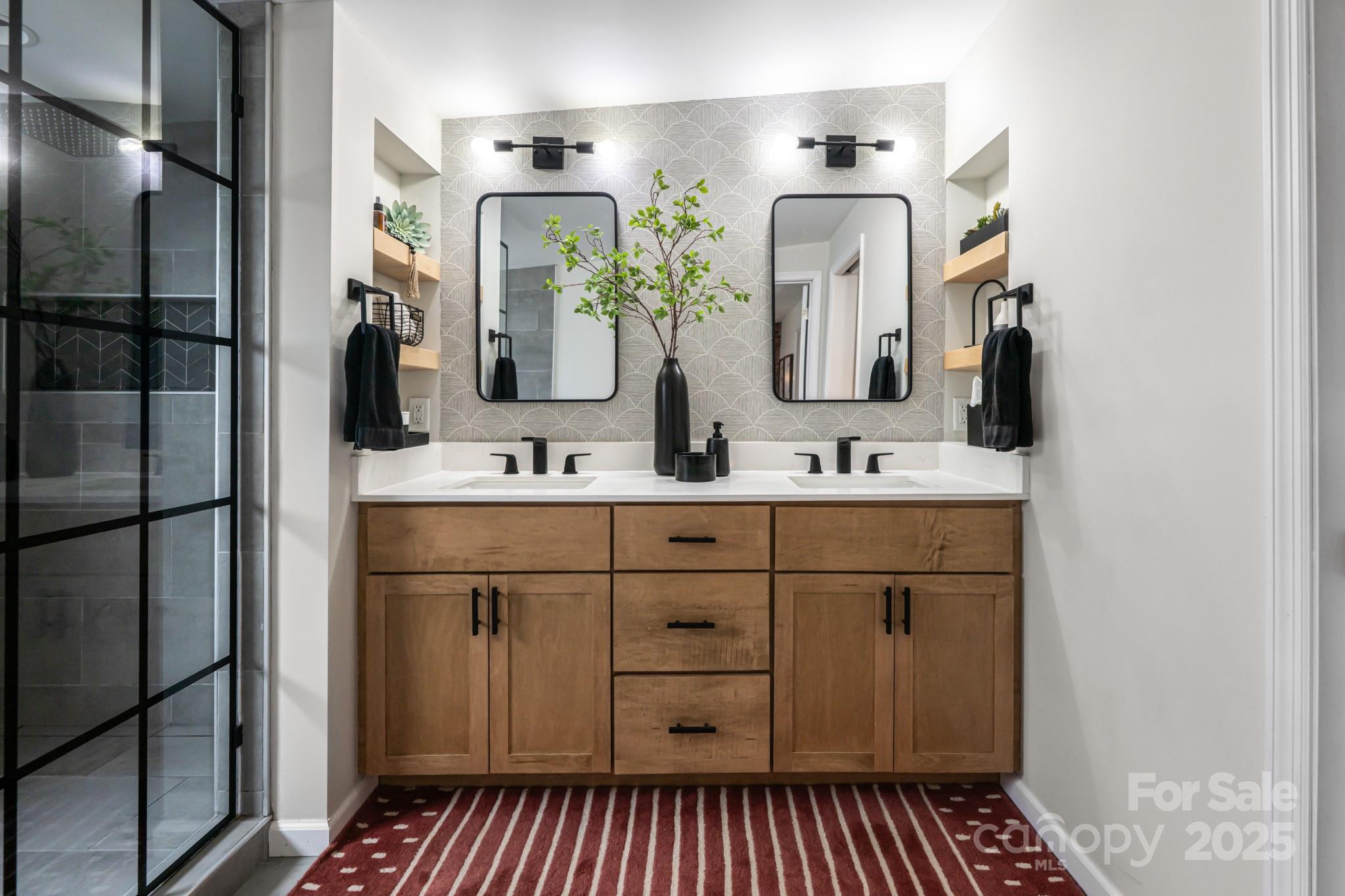 11 Colonial Place Asheville NC 28804