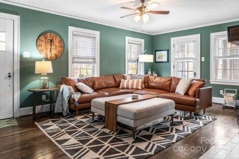 11 Colonial Place Asheville NC 28804