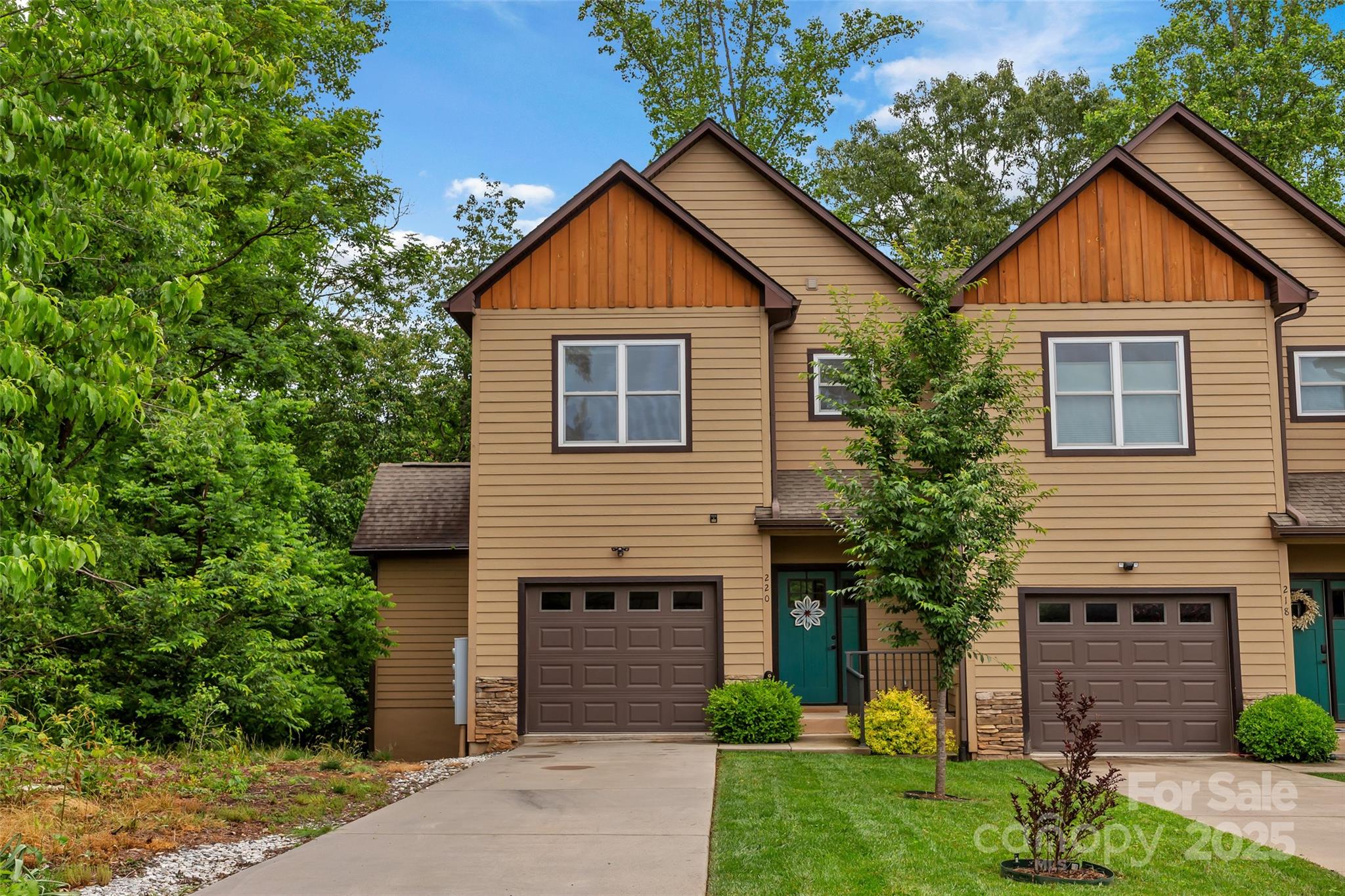 220 Rainbow Terrace Black Mountain NC 28711