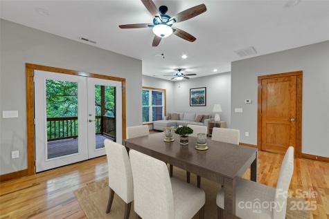 220 Rainbow Terrace Black Mountain NC 28711