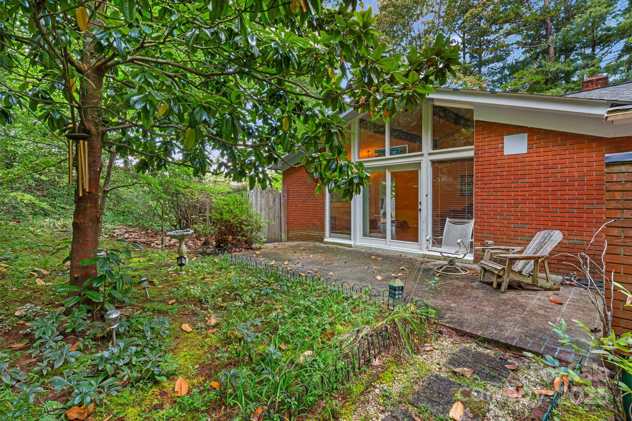 23 Rolling View Drive Asheville NC 28805