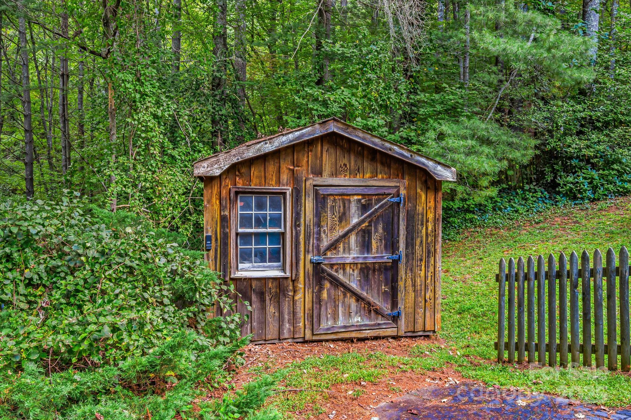 23 Rolling View Drive Asheville NC 28805