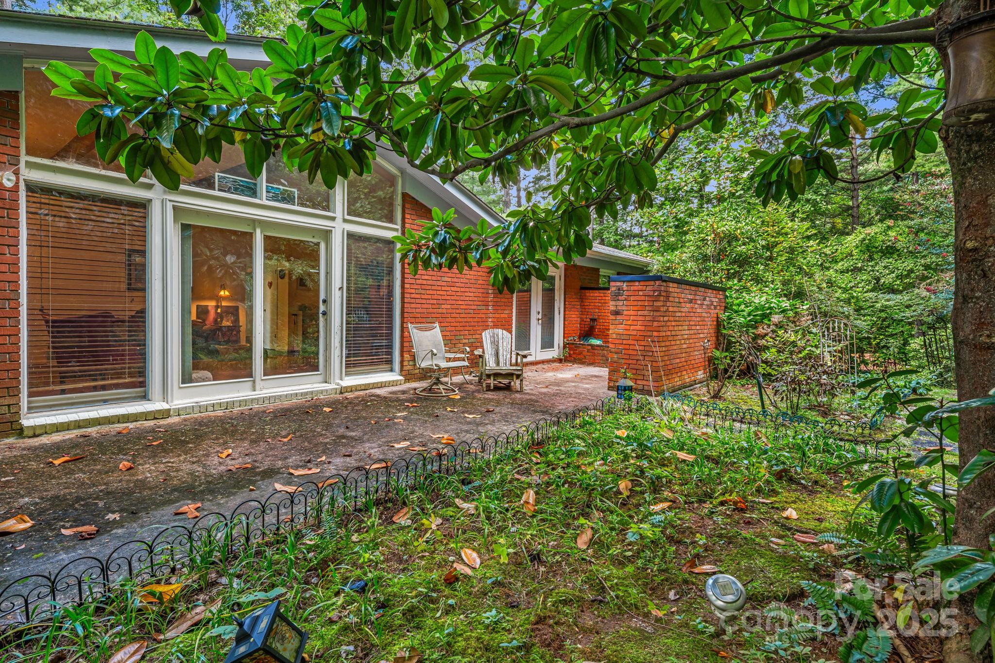 23 Rolling View Drive Asheville NC 28805
