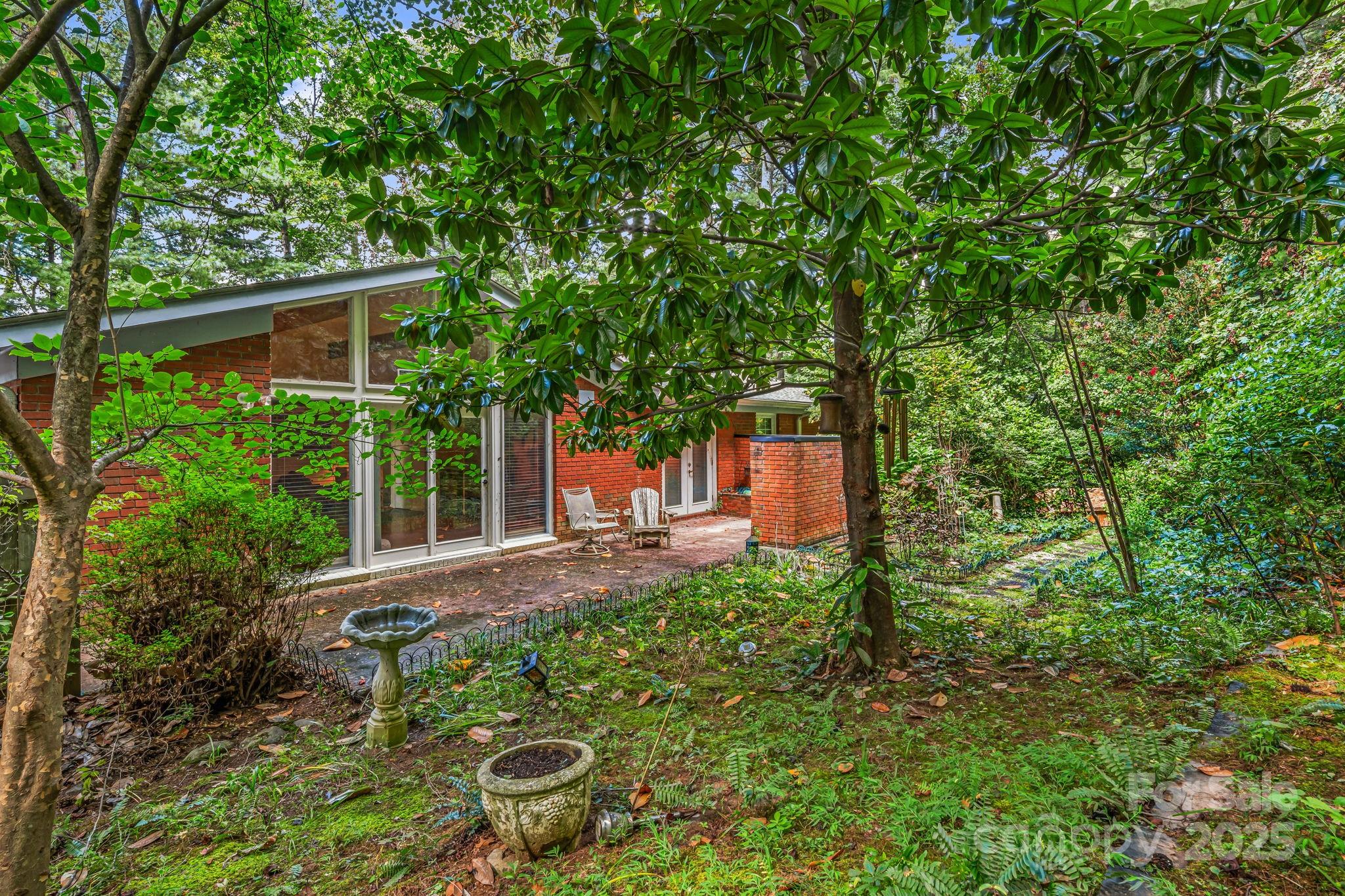 23 Rolling View Drive Asheville NC 28805