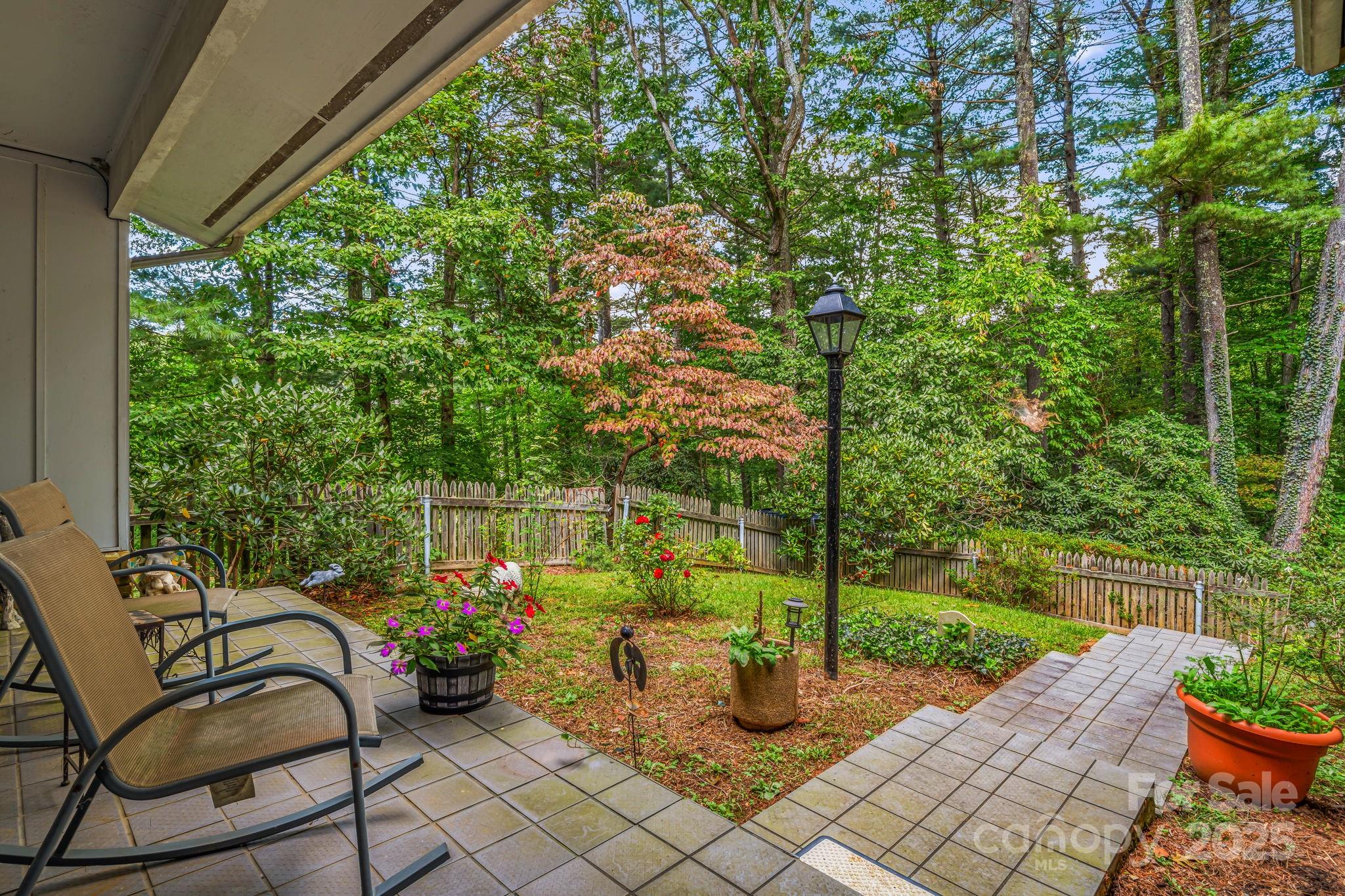 23 Rolling View Drive Asheville NC 28805
