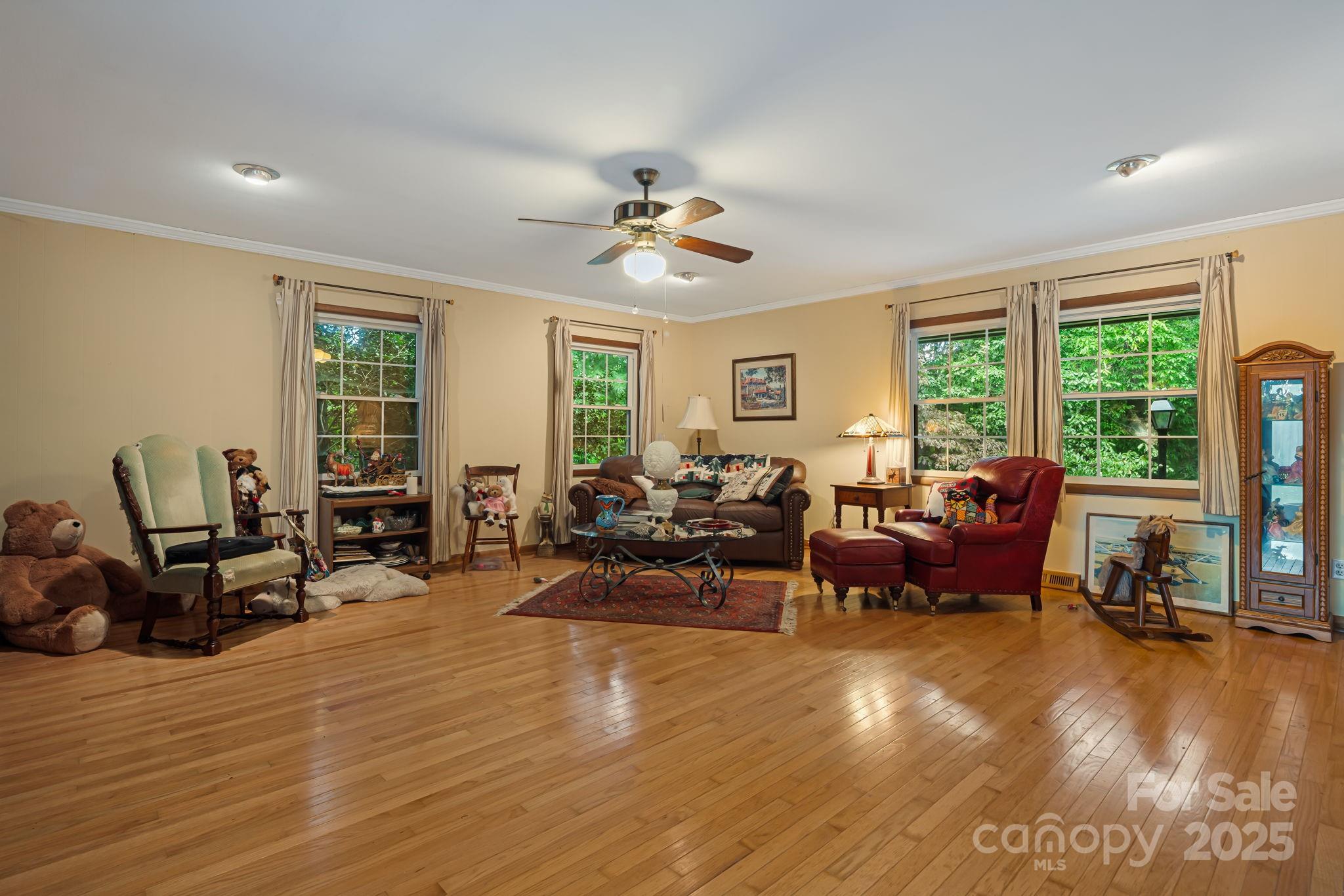 23 Rolling View Drive Asheville NC 28805