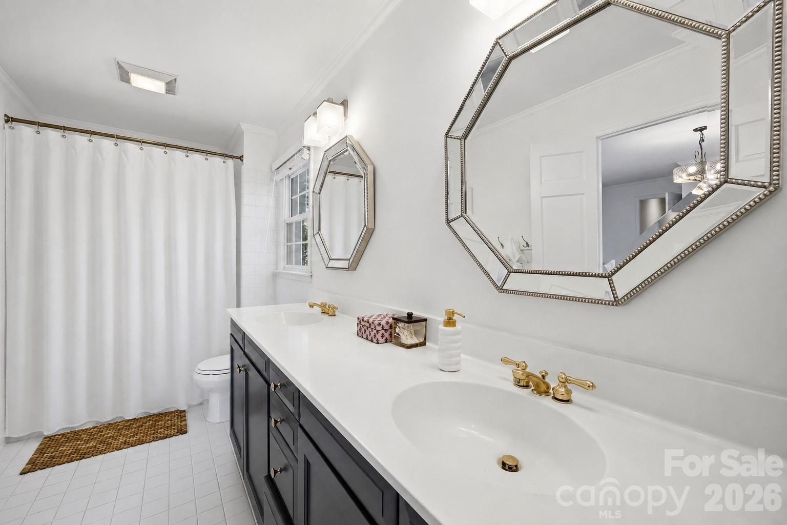 1123 Cheddington Drive Charlotte NC 28211