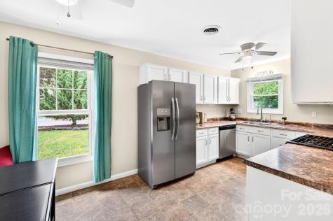 54 Foxberry Drive Arden NC 28704