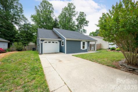 54 Foxberry Drive Arden NC 28704