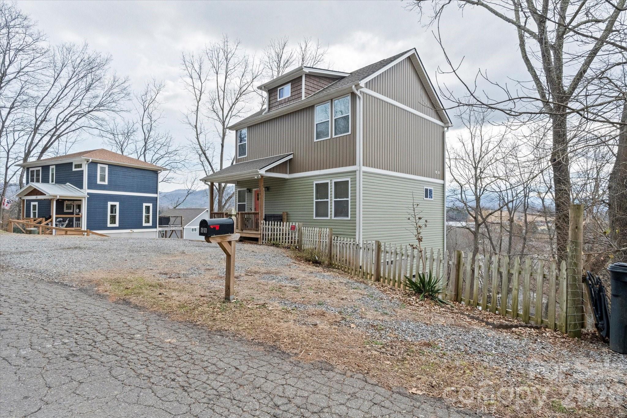 239 Northside Street Canton NC 28716
