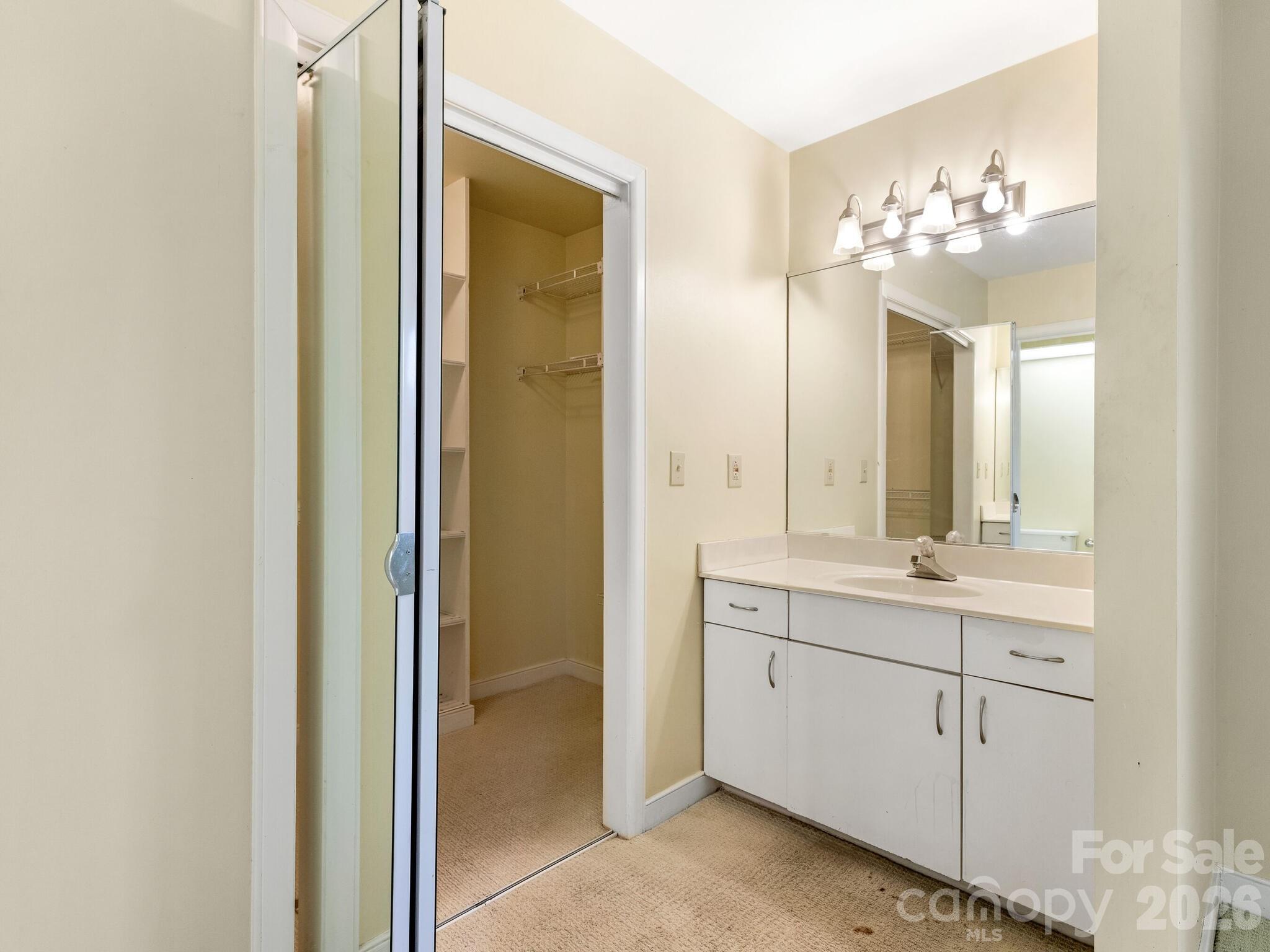 6516 Bentridge Drive Charlotte NC 28226