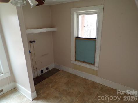 202 Honor Lane Hendersonville NC 28792
