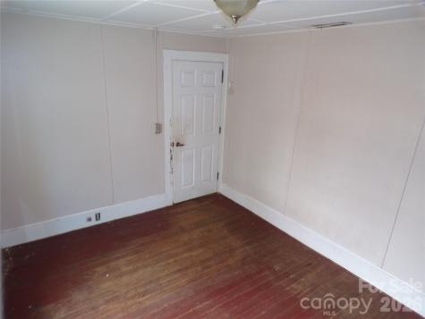202 Honor Lane Hendersonville NC 28792