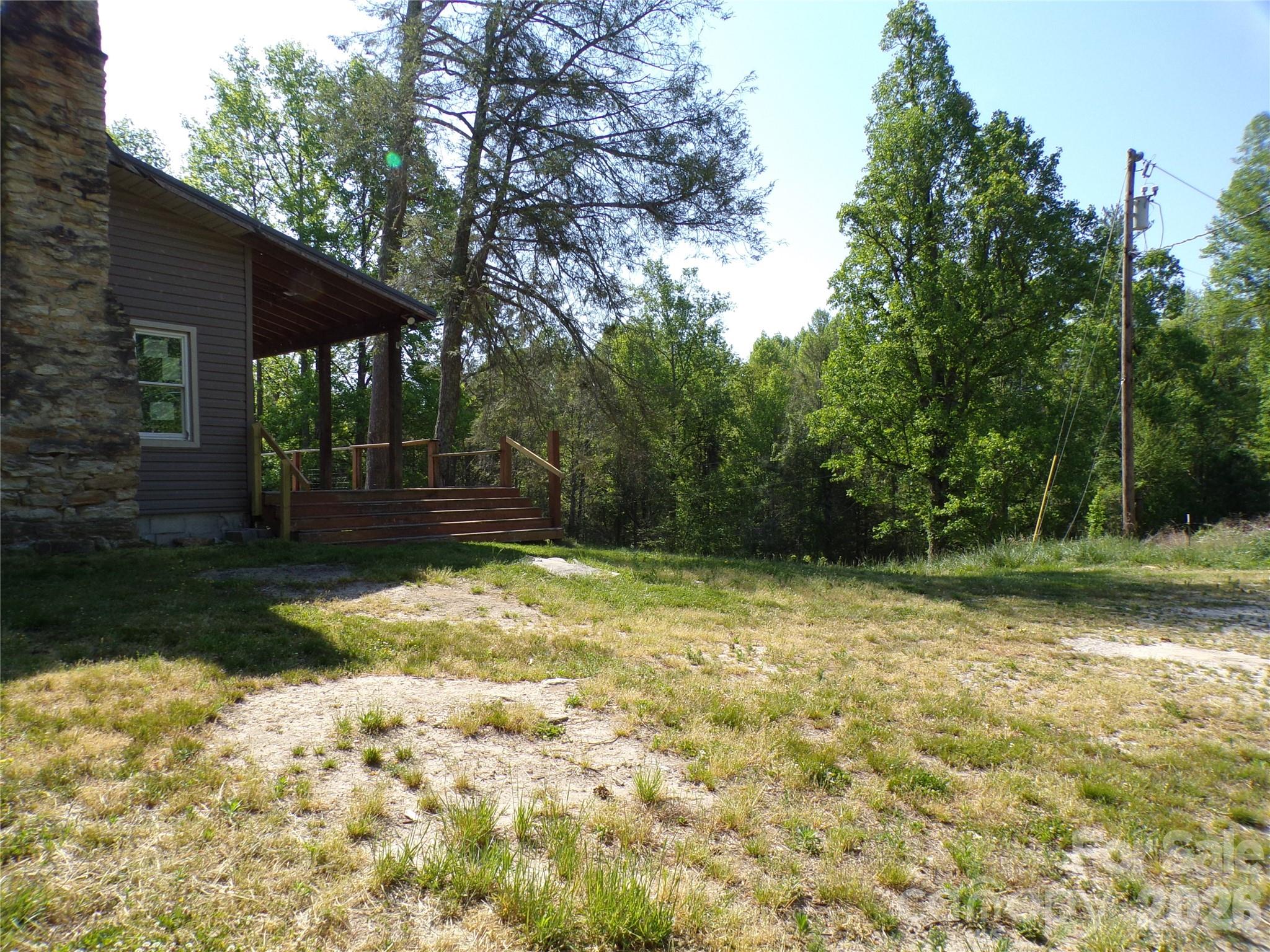 202 Honor Lane Hendersonville NC 28792