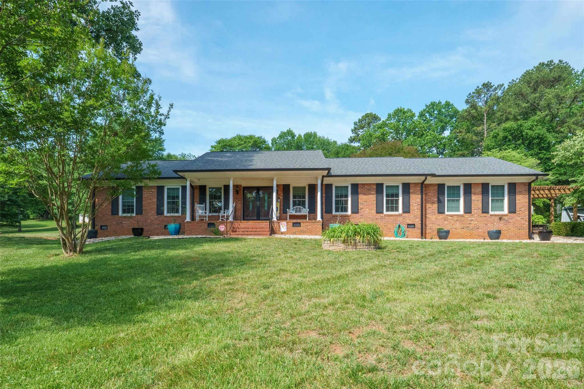 435 W Central Avenue Mount Holly NC 28120