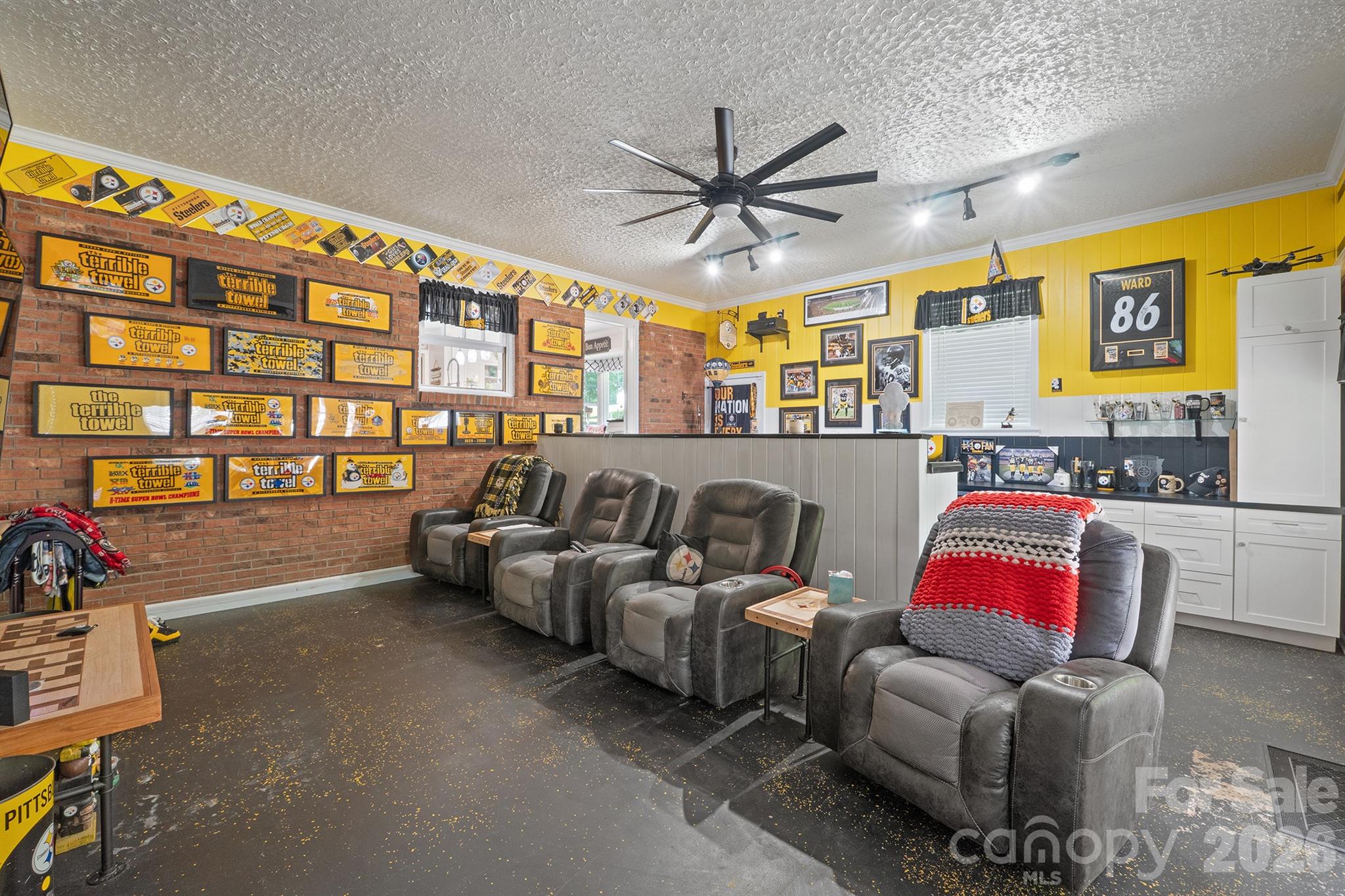 435 W Central Avenue Mount Holly NC 28120