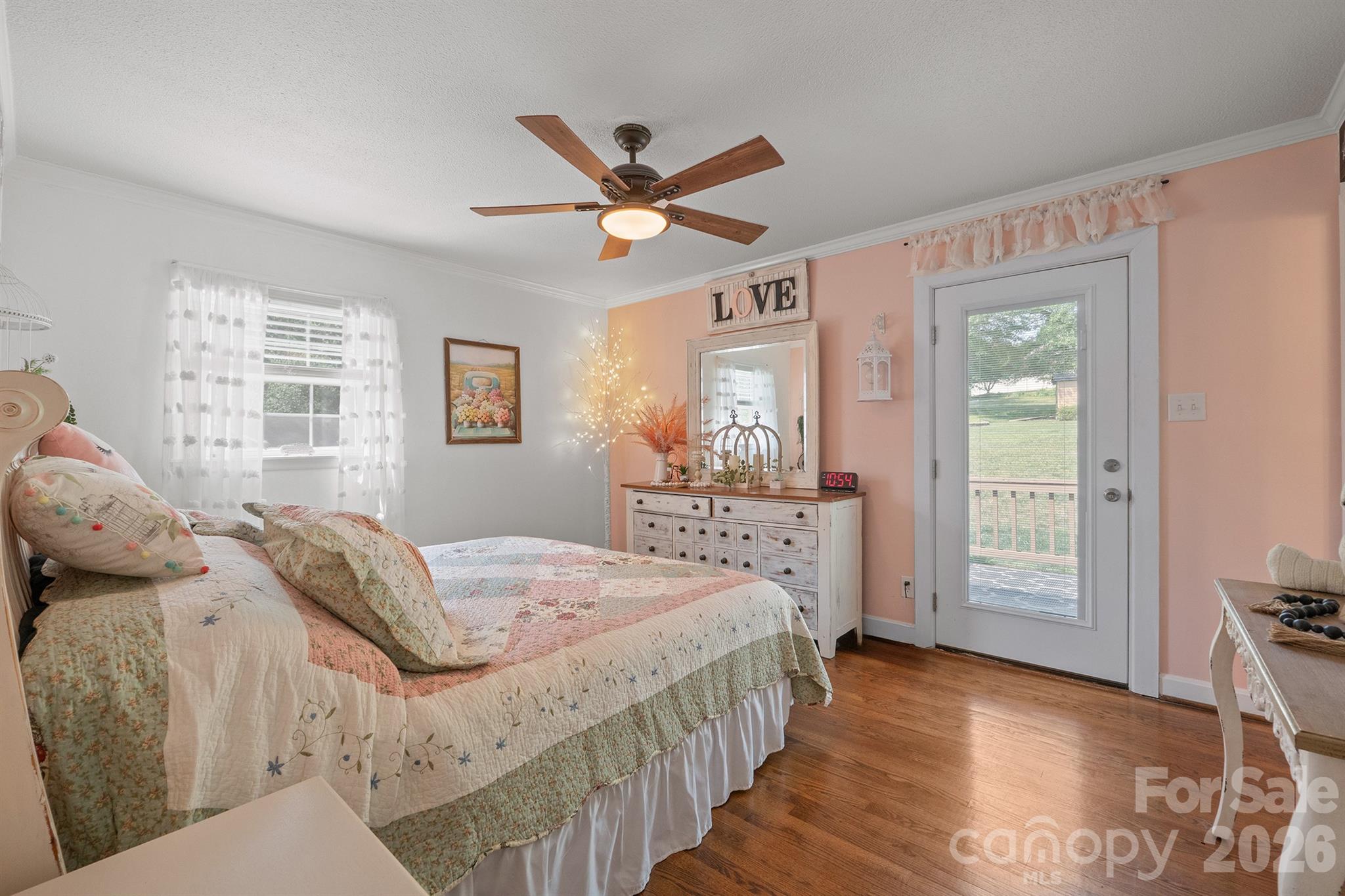 435 W Central Avenue Mount Holly NC 28120