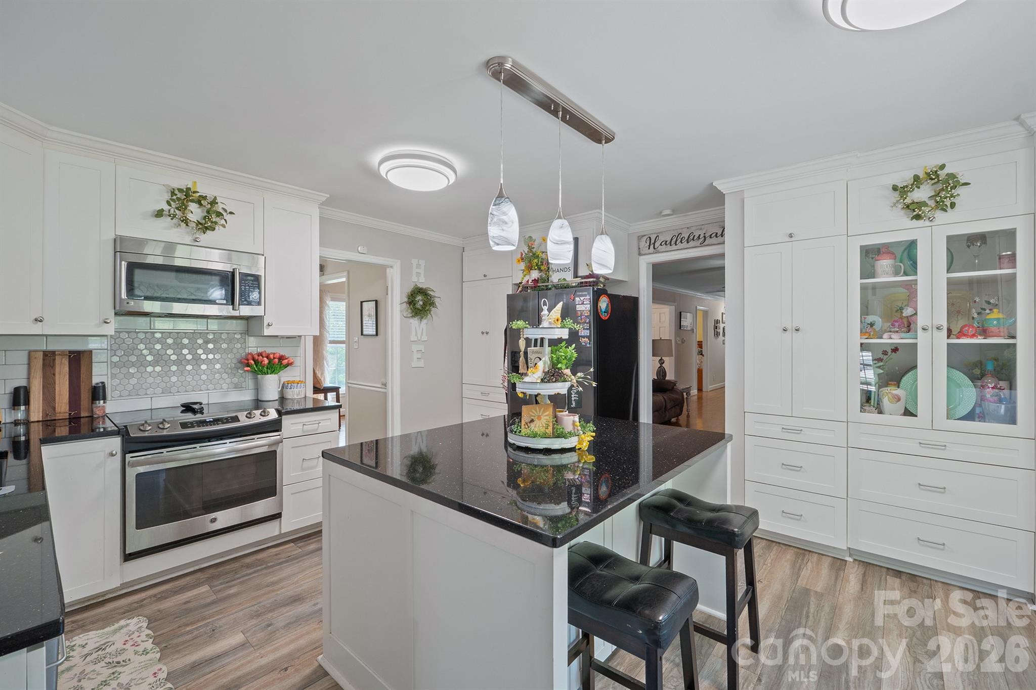 435 W Central Avenue Mount Holly NC 28120