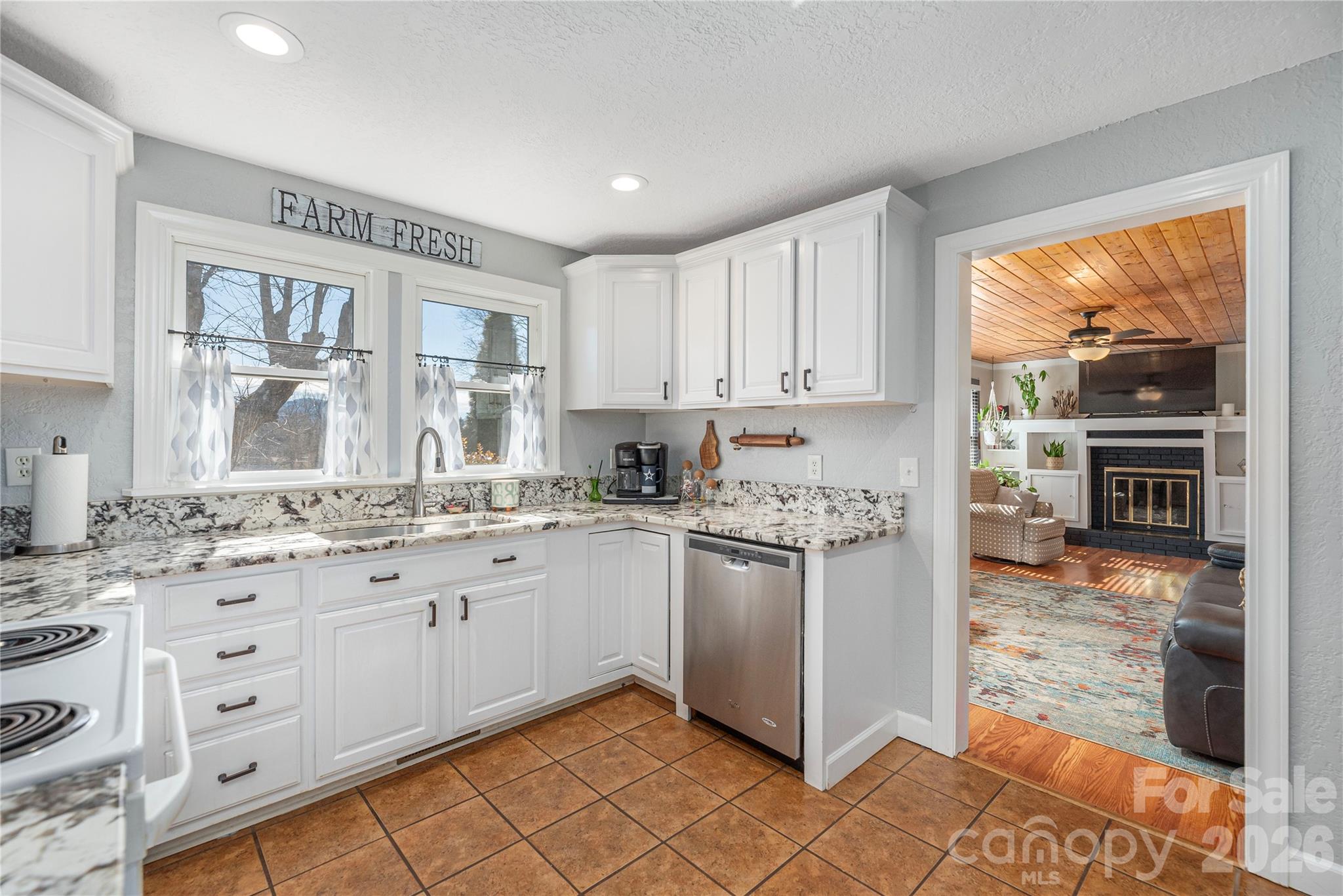 110 Dillingham Circle Asheville NC 28805