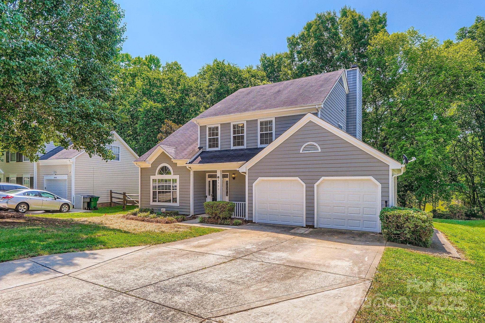 8909 Elkins Park Drive Matthews NC 28105